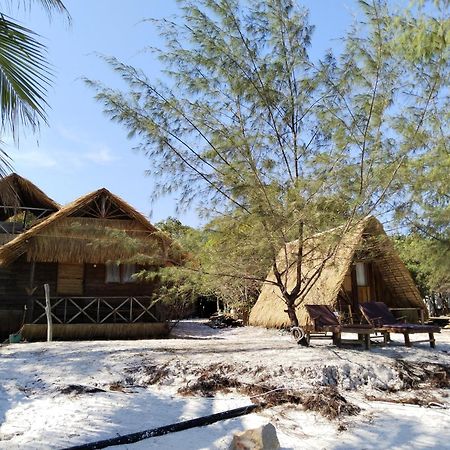 Green Blue Beach Hostel Koh Rong Sanloem Exterior photo