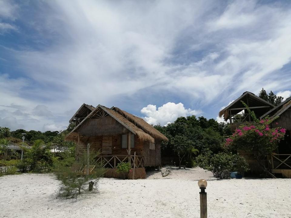 Green Blue Beach Hostel Koh Rong Sanloem Exterior photo