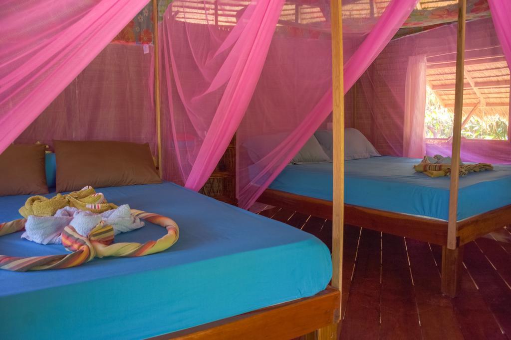 Green Blue Beach Hostel Koh Rong Sanloem Exterior photo